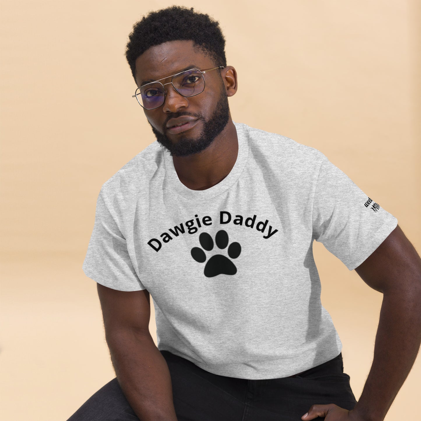 Unisex Classic Tee - Premium Cotton Blend with Classic Fit in Grey - Comfortable Regular Fit with Short Sleeves - Perfect for Dog Walks, Pet Parenting and Casual Wear featuring the words Dawgie Daddy and a Paw Print - wee b00gie store